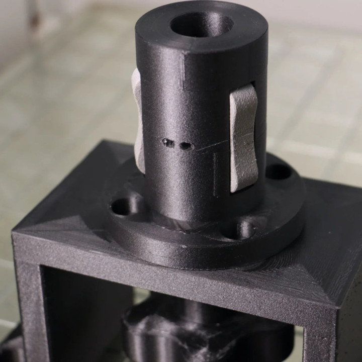 Polymaker - Fiberon - PA12-CF10 Noir (Black) - 1,75 mm - 500g