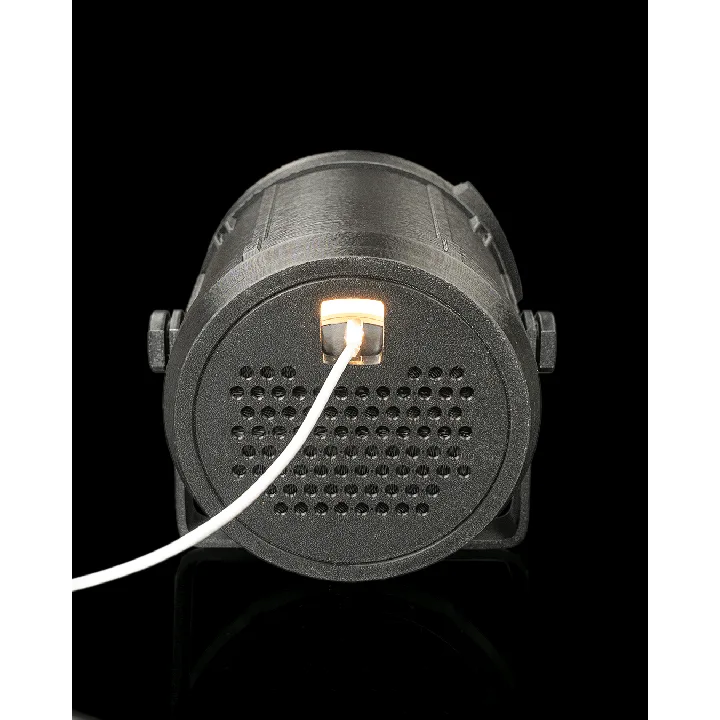 Stage_Light_Table_Lamp_5_a4fa2c1ce8