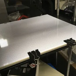 Improve3D - Raise3D - Série N/Pro2 - Plateau Perforé V2 Compatible - 340 x 330 mm