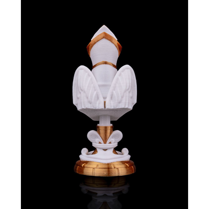 Fou Angélique – Pièce D'Échecs Statuette Évêque Aux Ailes Divines
