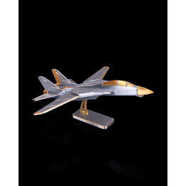 Maquette Chasseur Snc-4 – Jet De Combat À Ailes Variables Sur Socle