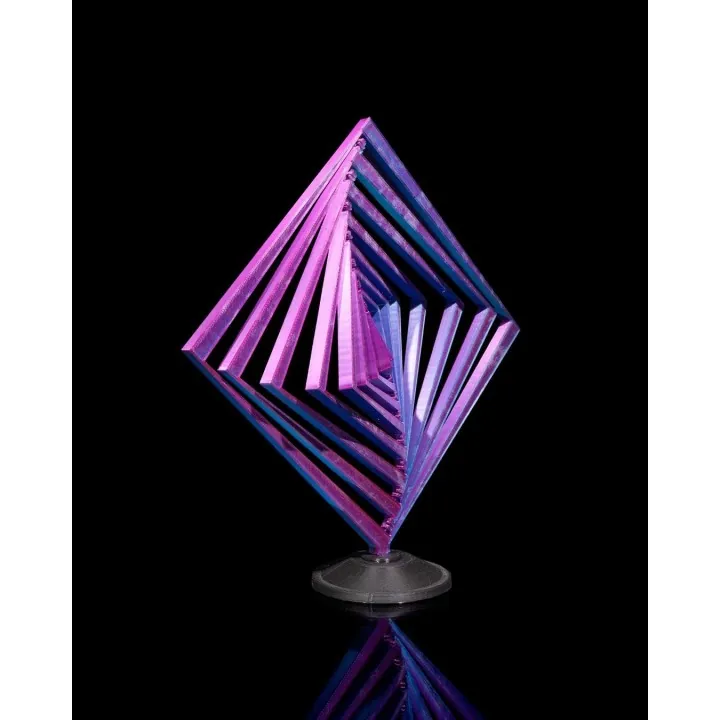 Enchant – Sculpture Géométrique Hypnotique
