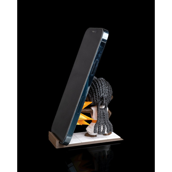 Support Téléphone Figurine Punchline – Le Karatéka Qui Tient Votre Phone