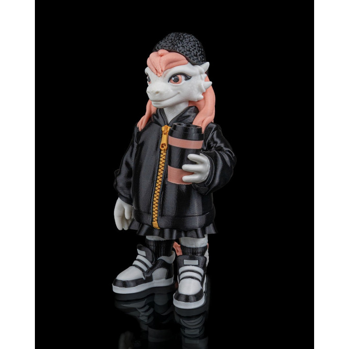 Lucy "Lhukyveth" – Figurine Créature Geek Avec Café