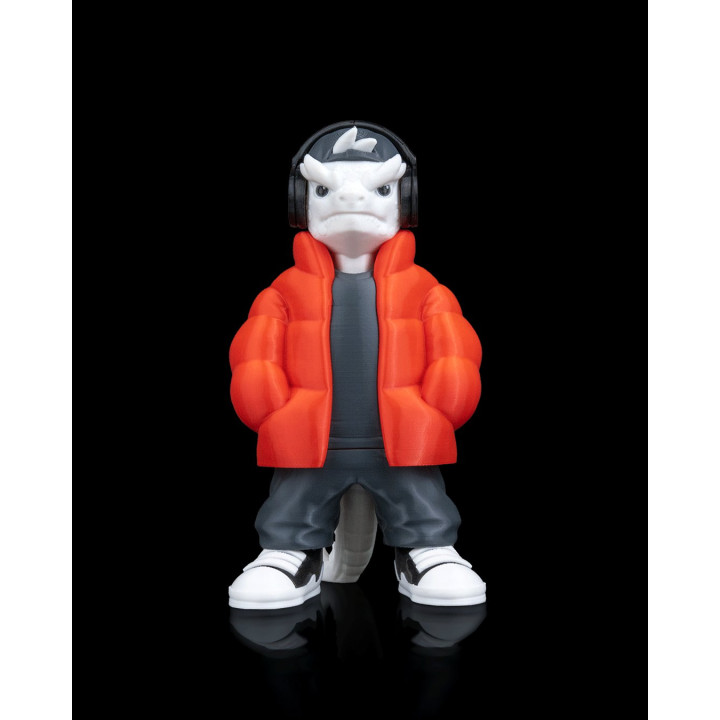 Korbr'Anul "Bryan" – Figurine Démon Streetwear Avec Casque