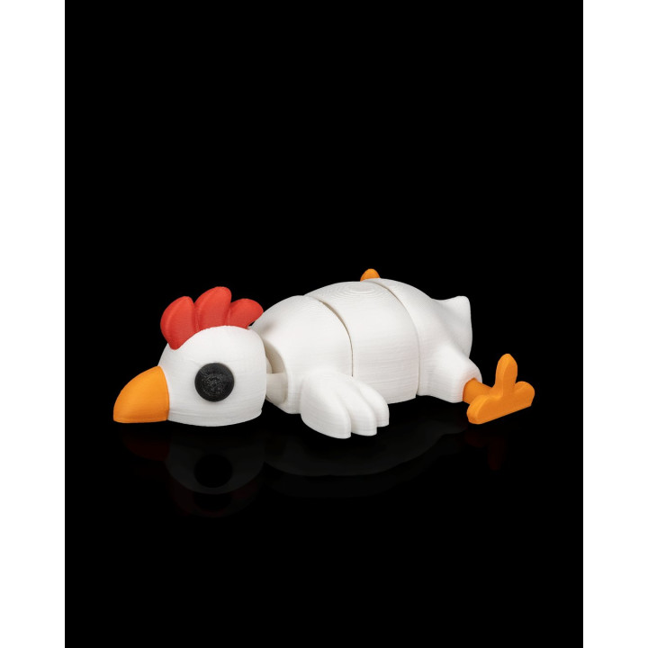 Poule Affalée – Figurine Humoristique Multicolore Avec Décor Forêt