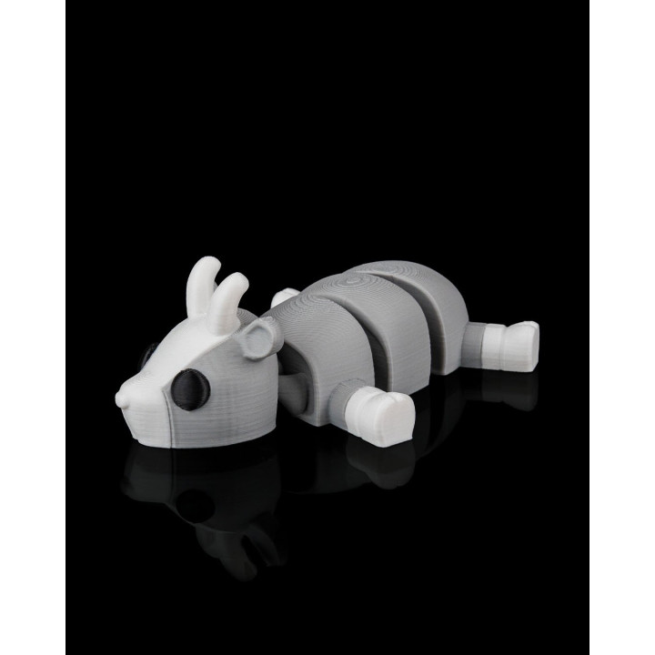 Chèvre Allongée Articulée – Figurine Décorative Made In Occitanie