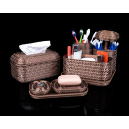 Rattan Retreat Kit – Set D'Accessoires Tressés Style Rotin Pour Salle De Bain & Bureau