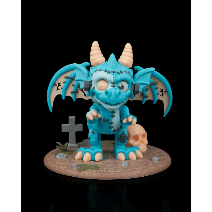 The Reassembled – Figurine Dragon Monstre Articulé Avec Socle Cimetière