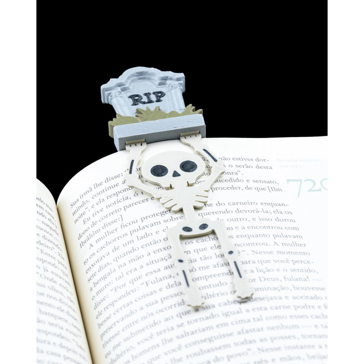 Marque-Page Squelette Rip – Le Signet Qui Hante Vos Lectures