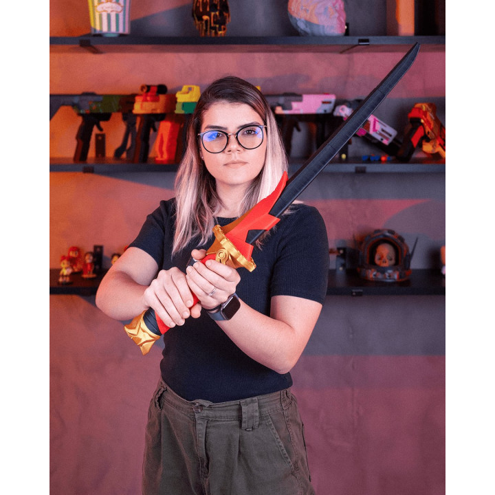 Silent Edge – Katana Cosplay Rouge & Or