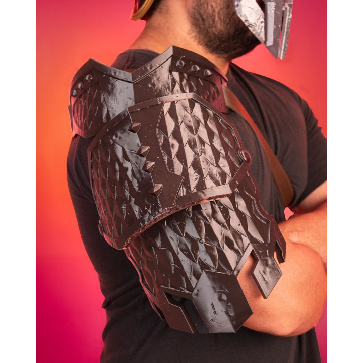 Épaulière Wyrmbane – Armure De Chasseur De Dragons