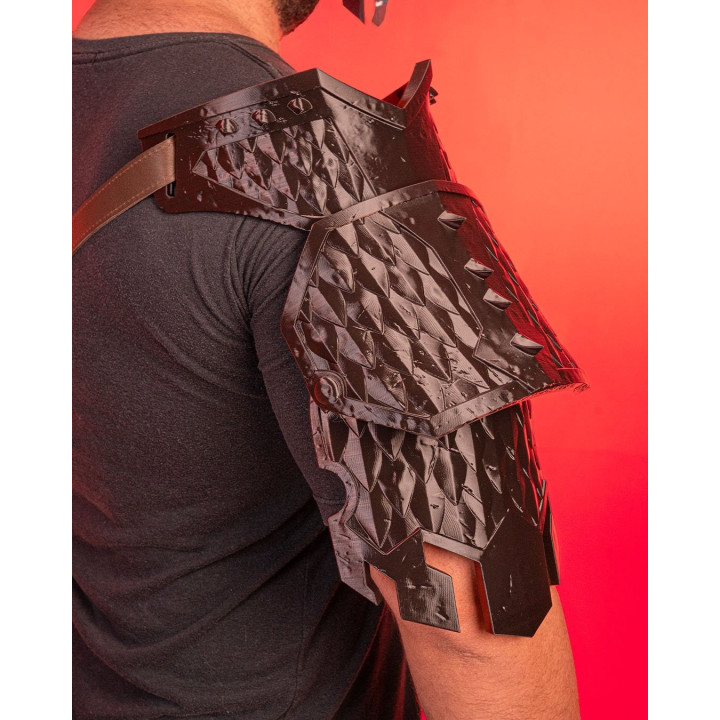 Épaulière Wyrmbane – Armure De Chasseur De Dragons