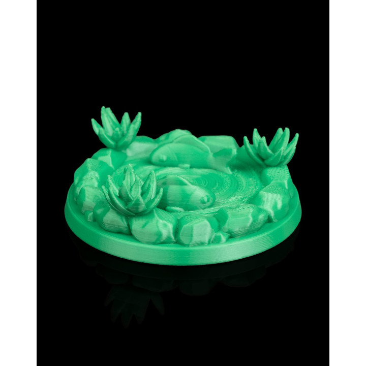 Lac Miniature Avec Poissons Koï – Scène Décorative Zen