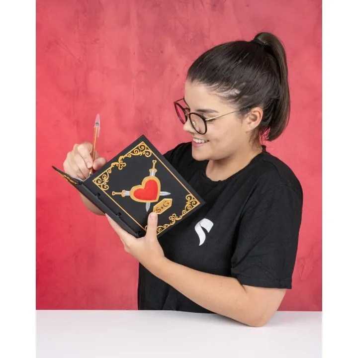 Livre Cœur Épées – Carnet Fantastique Personnalisable