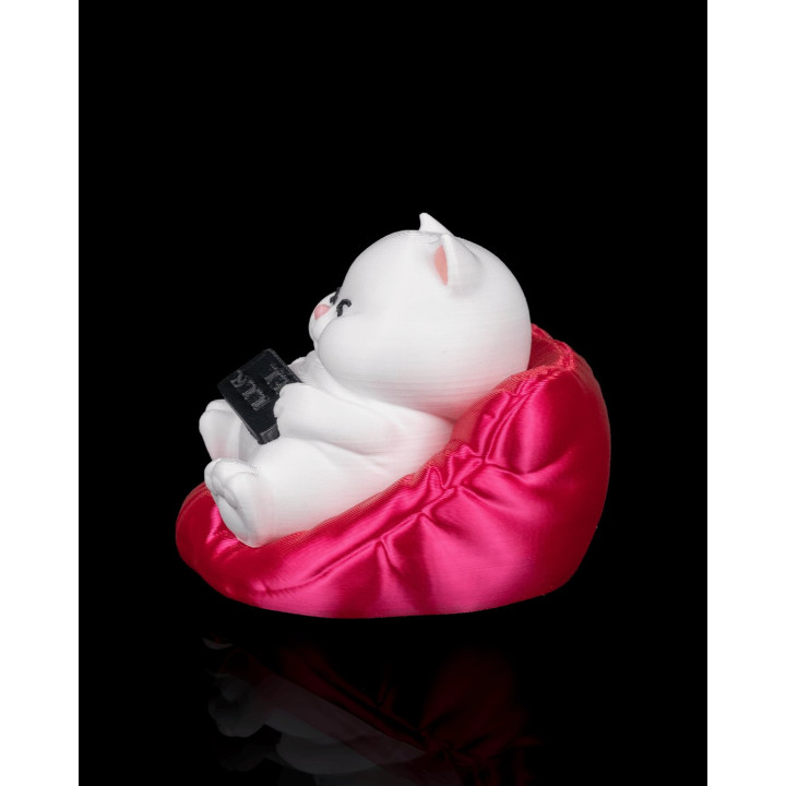 Chubby Cat – Figurine Chat Ronronnant Avec Télécommande Sur Son Coussin