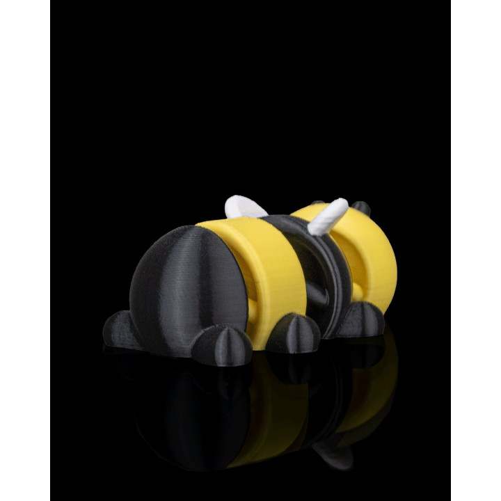 Breezy Bee – L'Abeille Paresseuse Qui Fait Craquer Tout Le Monde