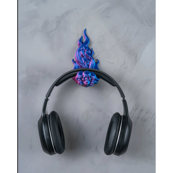 Support Casque Dark Ember – Flammes & Crânes, Ambiance Dark Fantasy
