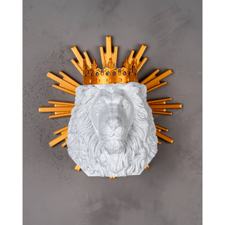 Lion De Juda Couronné – Trophée Mural Majestueux Blanc & Or