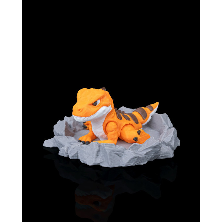 Tiny T-Rex – Bébé Dinosaure Qui Sort De Son Œuf