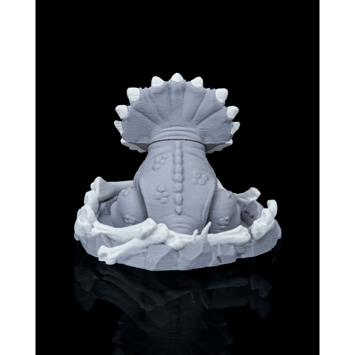 Bébé Tricératops Qui Éclot – Figurine Dinosaure Surprise Dans Son Œuf