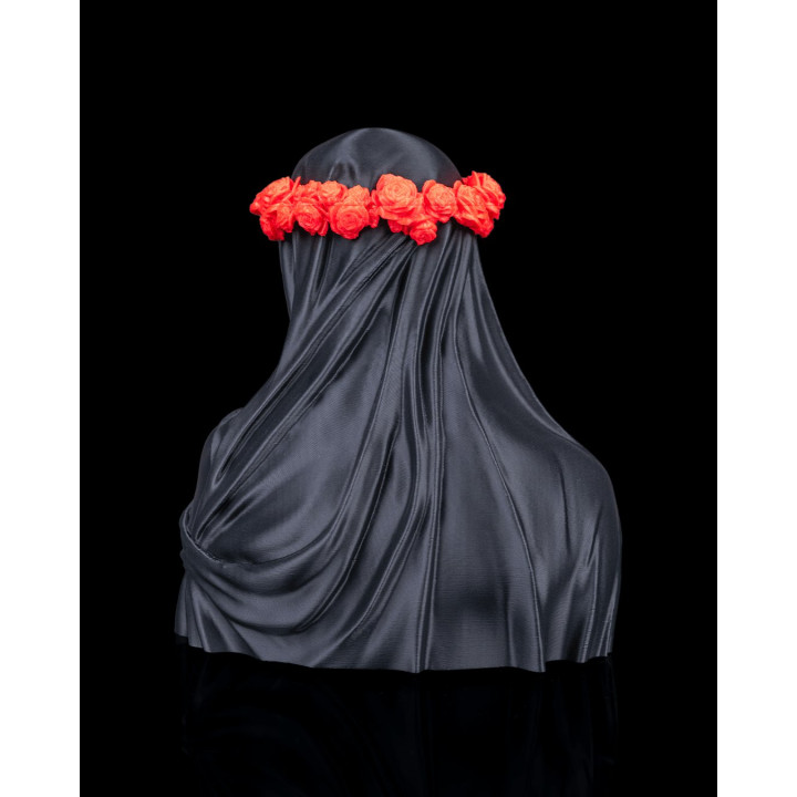 Veil Of Silence – Statue Buste Voilée Couronne De Roses