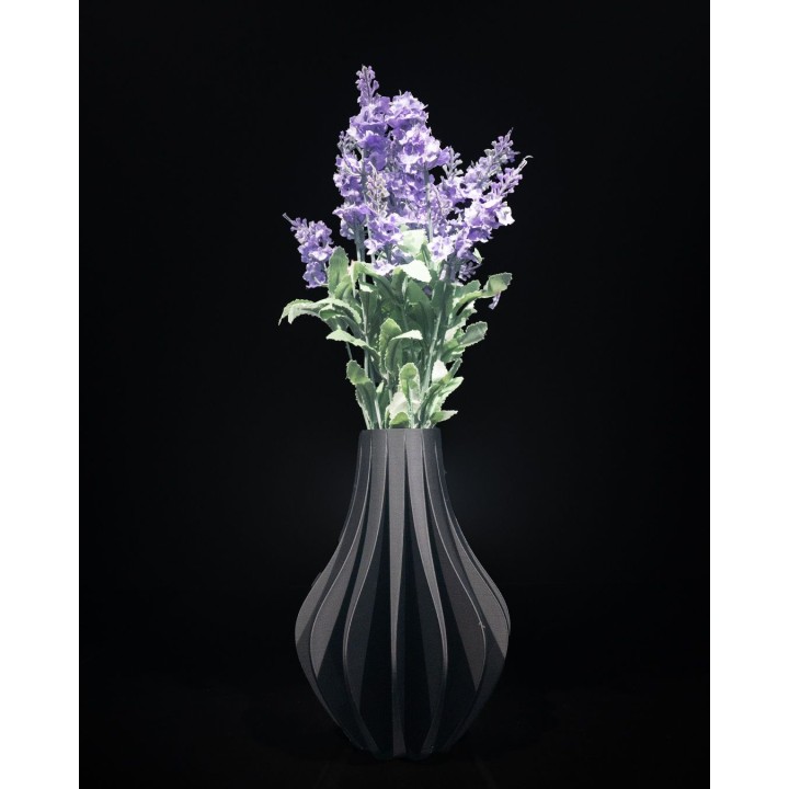 Zolara Vase
