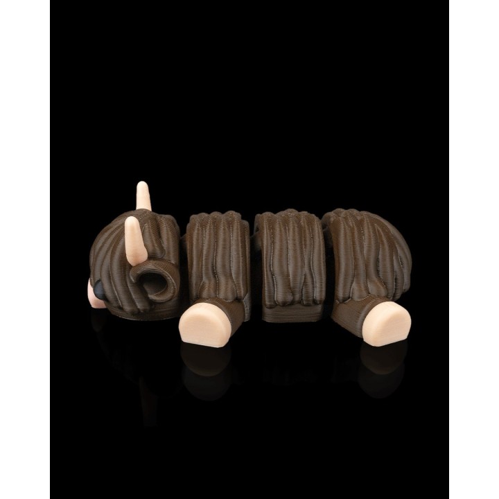 Highland Cow In Field Nest | Impression 3D Artisanale Occitanie