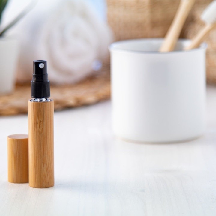 Flacon de parfum en bambou personnalisable | Maison Drabiec