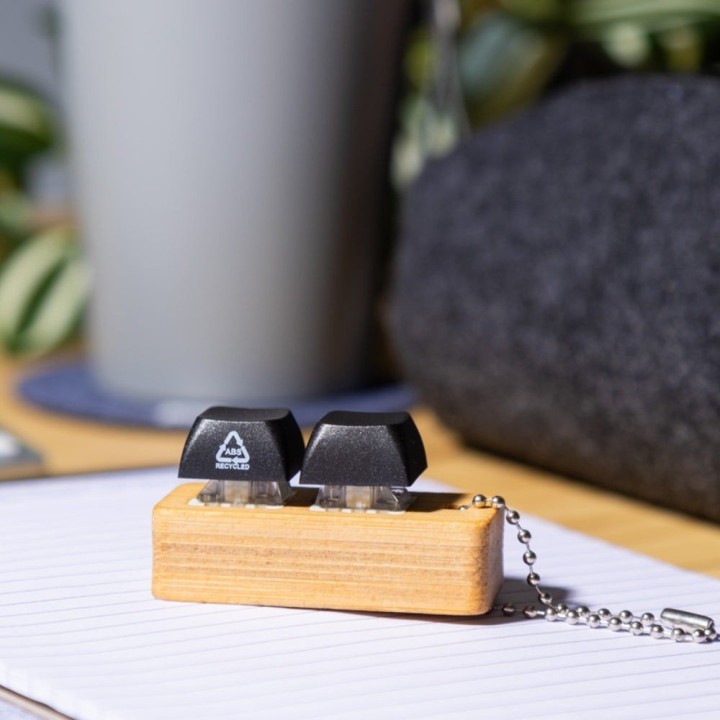 Porte-clés anti-stress bois personnalisable | Maison Drabiec