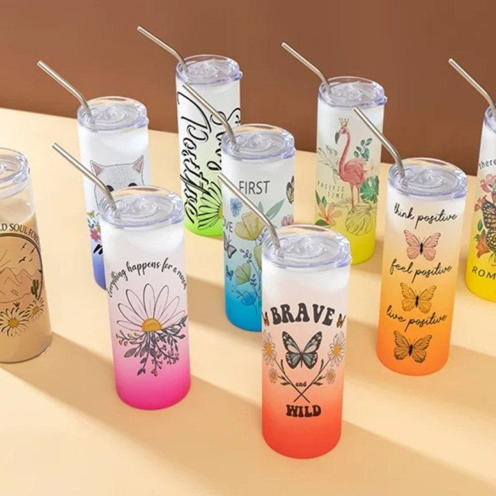 Tumbler avec Paille Transparent Personnalisé | Maison Drabiec