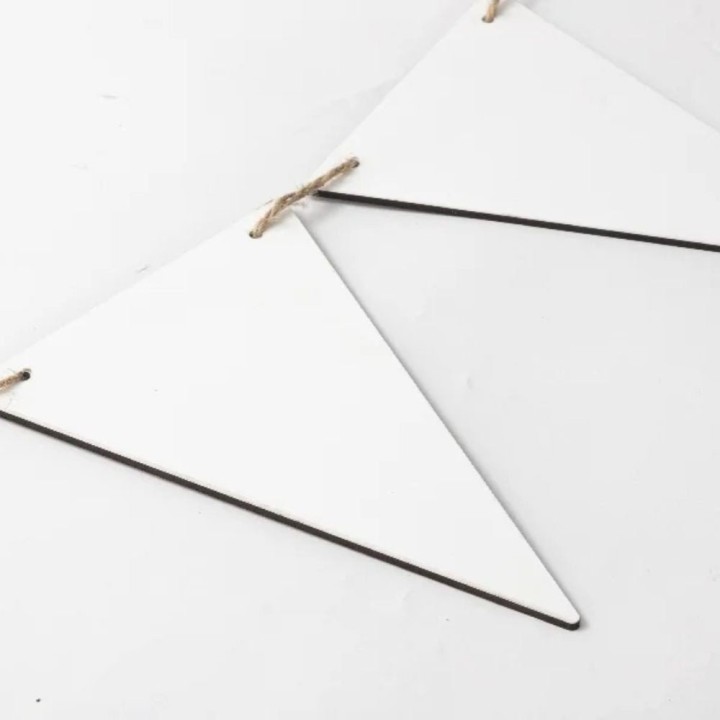 Bannière de Fanions Triangles Personnalisée | Maison Drabiec